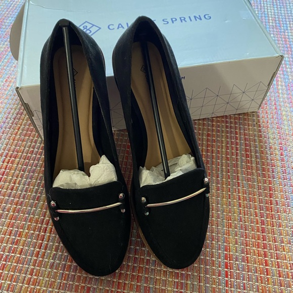 Flats - Picture 2 of 3